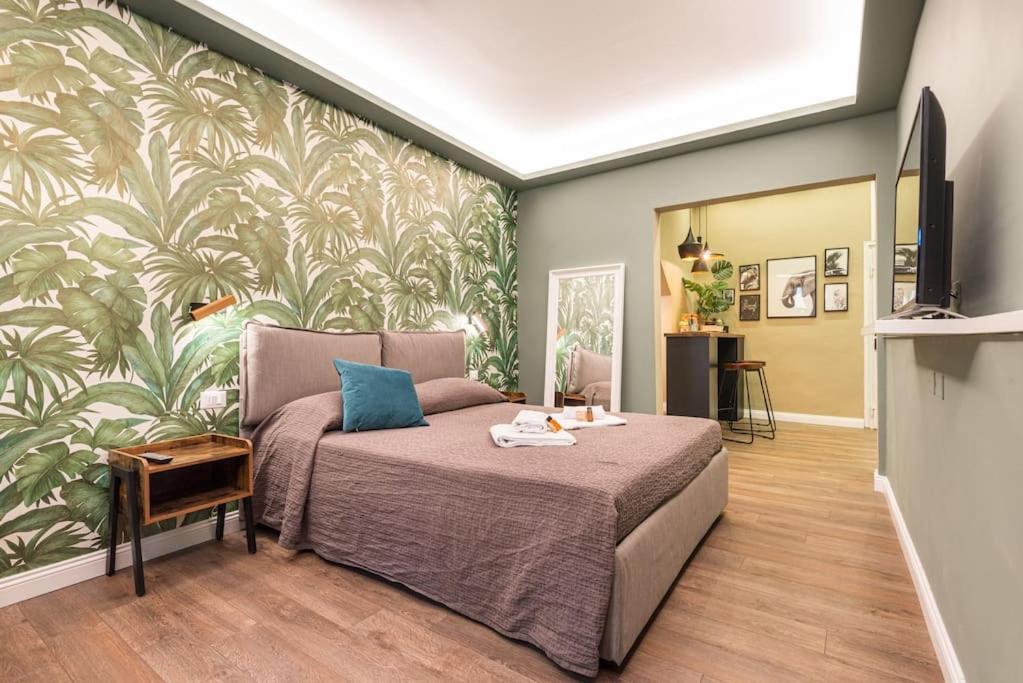Jungle suite mood behind Piazza Signoria Firenze Esterno foto