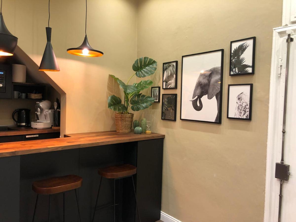 Jungle suite mood behind Piazza Signoria Firenze Esterno foto