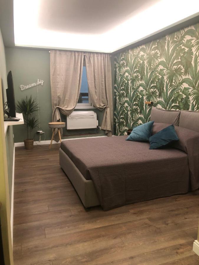 Jungle suite mood behind Piazza Signoria Firenze Esterno foto