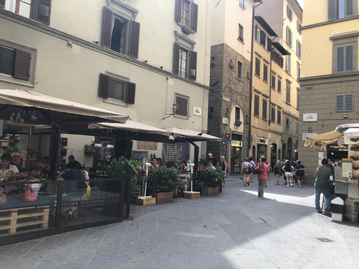 Jungle suite mood behind Piazza Signoria Firenze Esterno foto